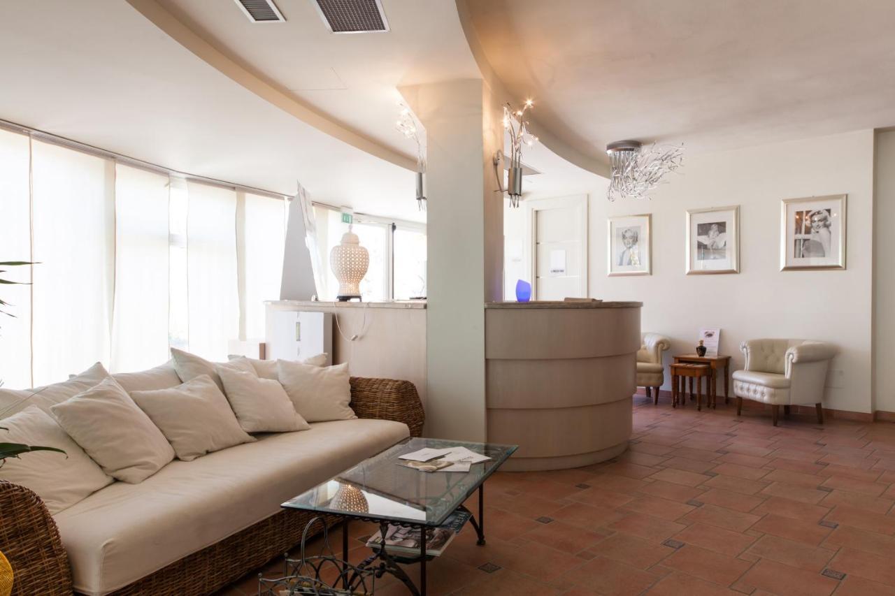 Palace Hotel Milano Marittima Luaran gambar